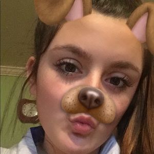 Meet your Posher, Vanessa